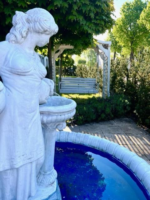ビャウォガルトRoyal Houseアパートメント エクステリア 写真